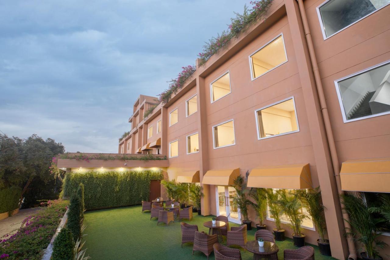 The Lalita Grand Mathura- Vrindavan Luaran gambar