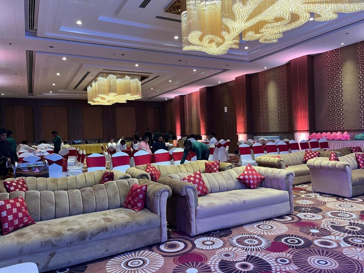 The Lalita Grand Mathura- Vrindavan Luaran gambar